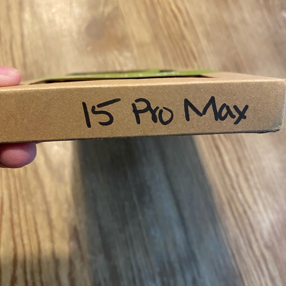 ECOBLVD 100% COMPOSTABLE PHONE CASE YELLOW BLACK TRIM IPHONE 15 PRO MAX NWT NIB - Picture 6 of 8